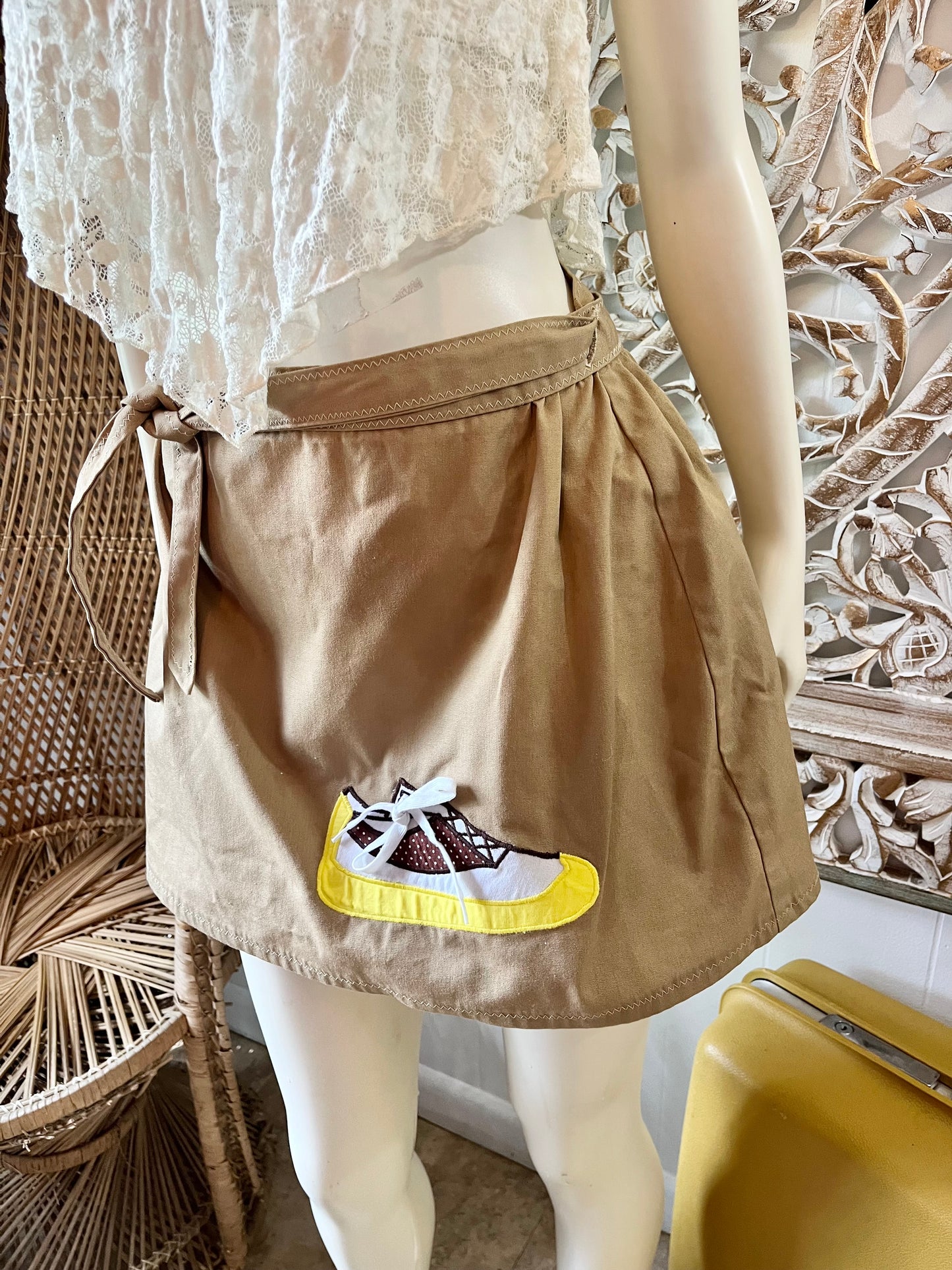 Vintage 70s Tennis Shoe Wrap Sneaker Mini Skirt M