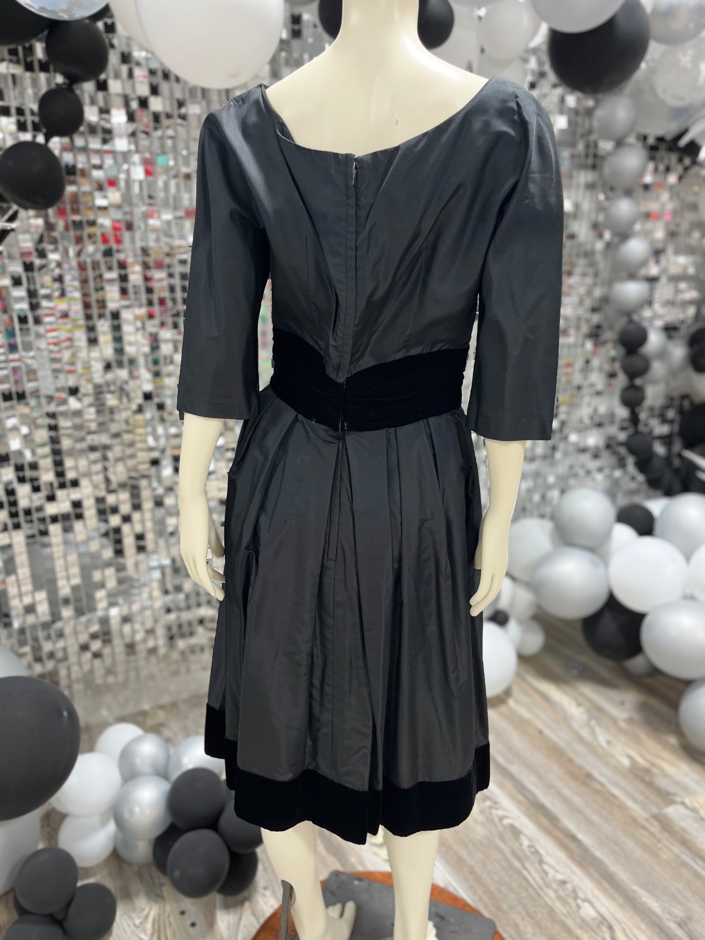 Vintage 50s Suzy Perette Velvet Black Evening Cocktail Dress