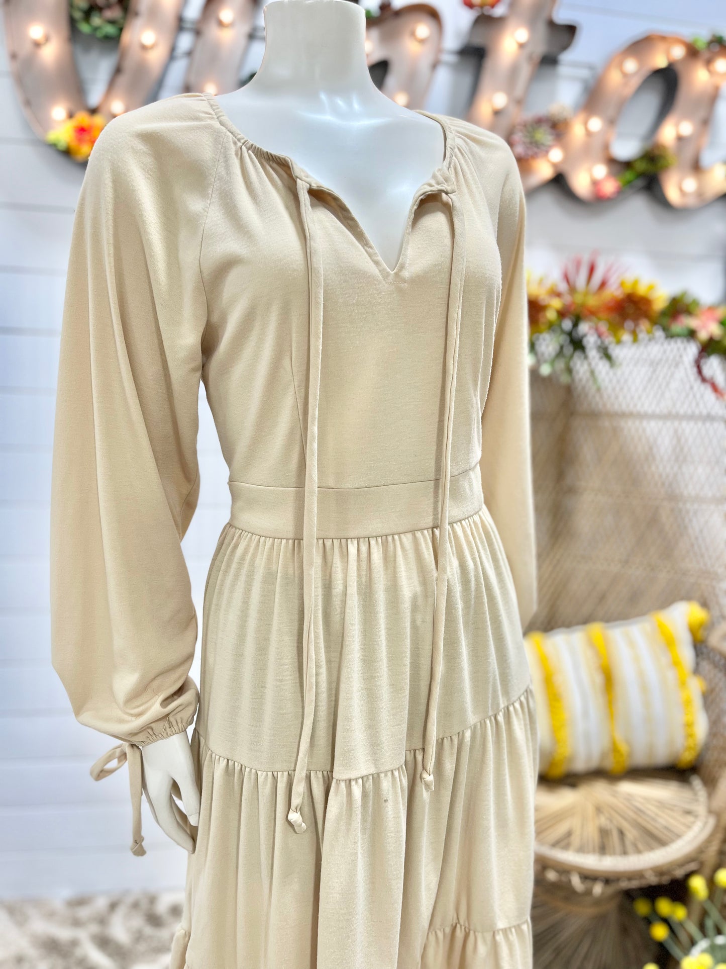 70s Tan Tiered Ruffle Boho Vintage Tie Midi Dress