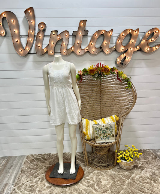 Vintage 80s Sheer Dainty Lace Rose Mini Dress S