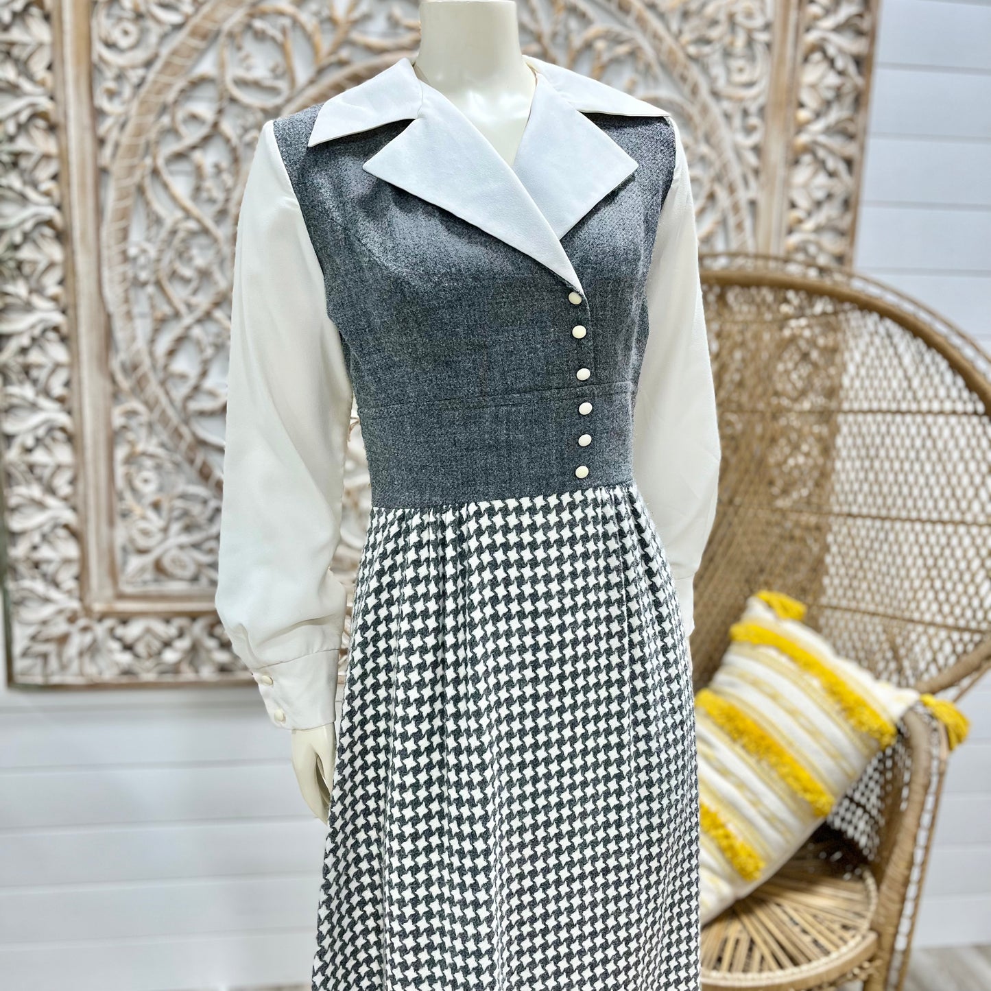 70s Fringe Houndstooth Bishop Sleeve Vintage Maxi Dress S