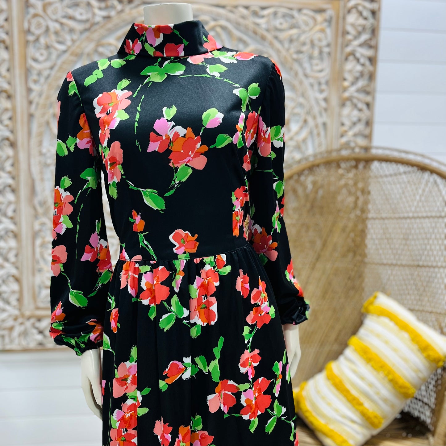 Floral Print 60s Mod Mini High Collar Black Bohemian Vintage Dress M