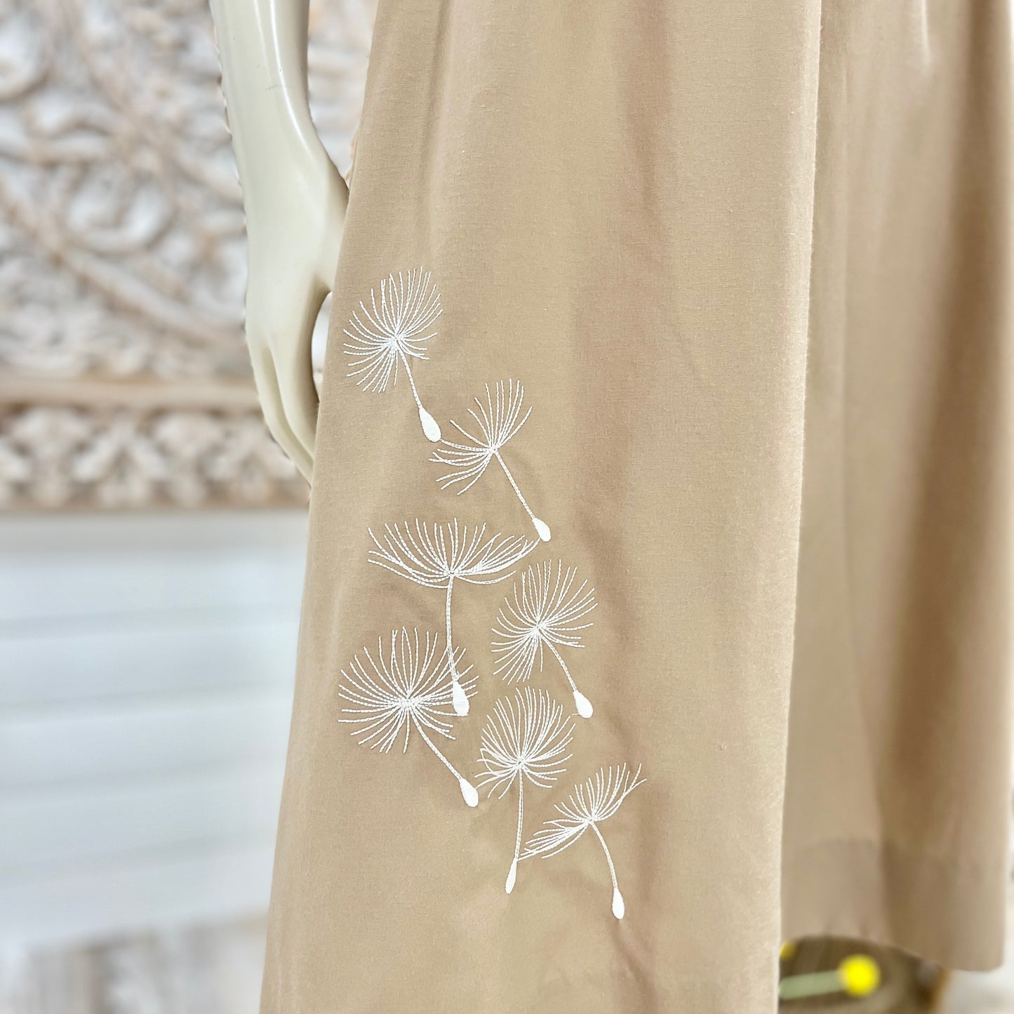 Vintage 70s Embroidered Neutral Khaki Dandelion Summer Sun Dress S