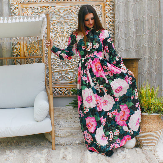 Vintage 70s Oversized Graphic Floral Bishop Sleeve Maxi Dress S